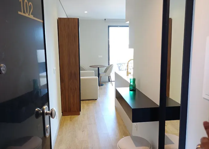 Blue River - Douro Tower * Vila Nova de Gaia