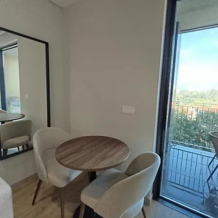 Blue River - Douro Tower Vila Nova de Gaia