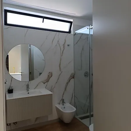 Blue River - Douro Tower * Vila Nova de Gaia