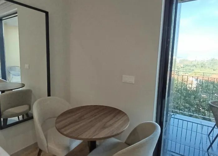 Blue River - Douro Tower Vila Nova de Gaia